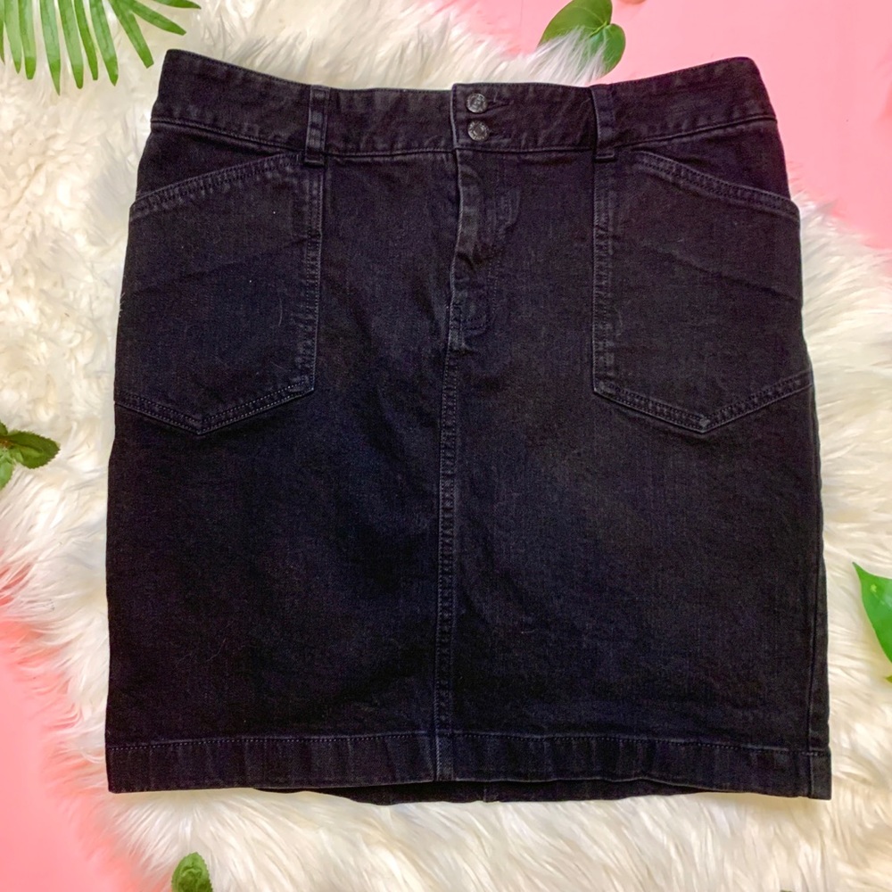 SOLD- American Living Black Denim High Waist Skirt Size 8 Pockets